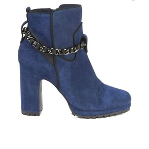 Karl Lagerfeld Paris Lark Navy Kid Suede 7M NWT